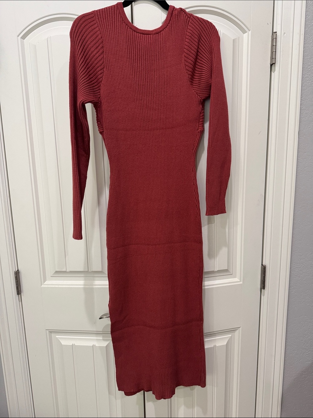 Vici Rust Ribbed Long Sleeve Midi sweater dress, new without tags - Picture 3 of 3